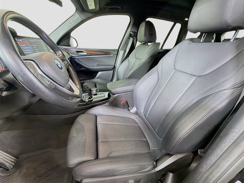 Used 2021 BMW X3 xDrive30i w/ Premium Package image 12