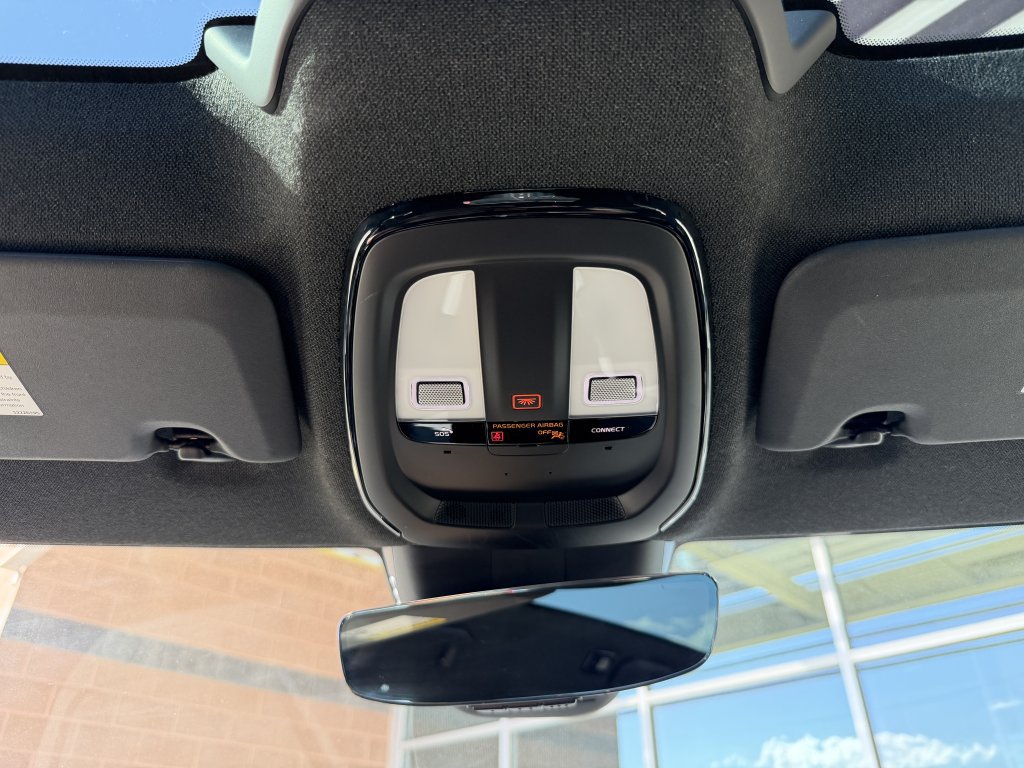 Used 2024 Polestar Polestar 2 RWD image 25