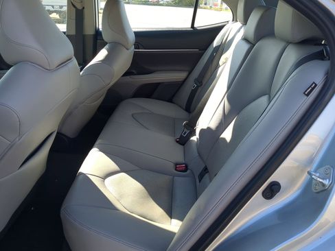 Used 2023 Toyota Camry XLE image 26