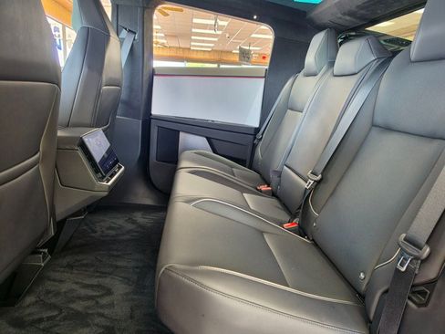 Used 2024 Tesla Cybertruck AWD Crew Cab image 19
