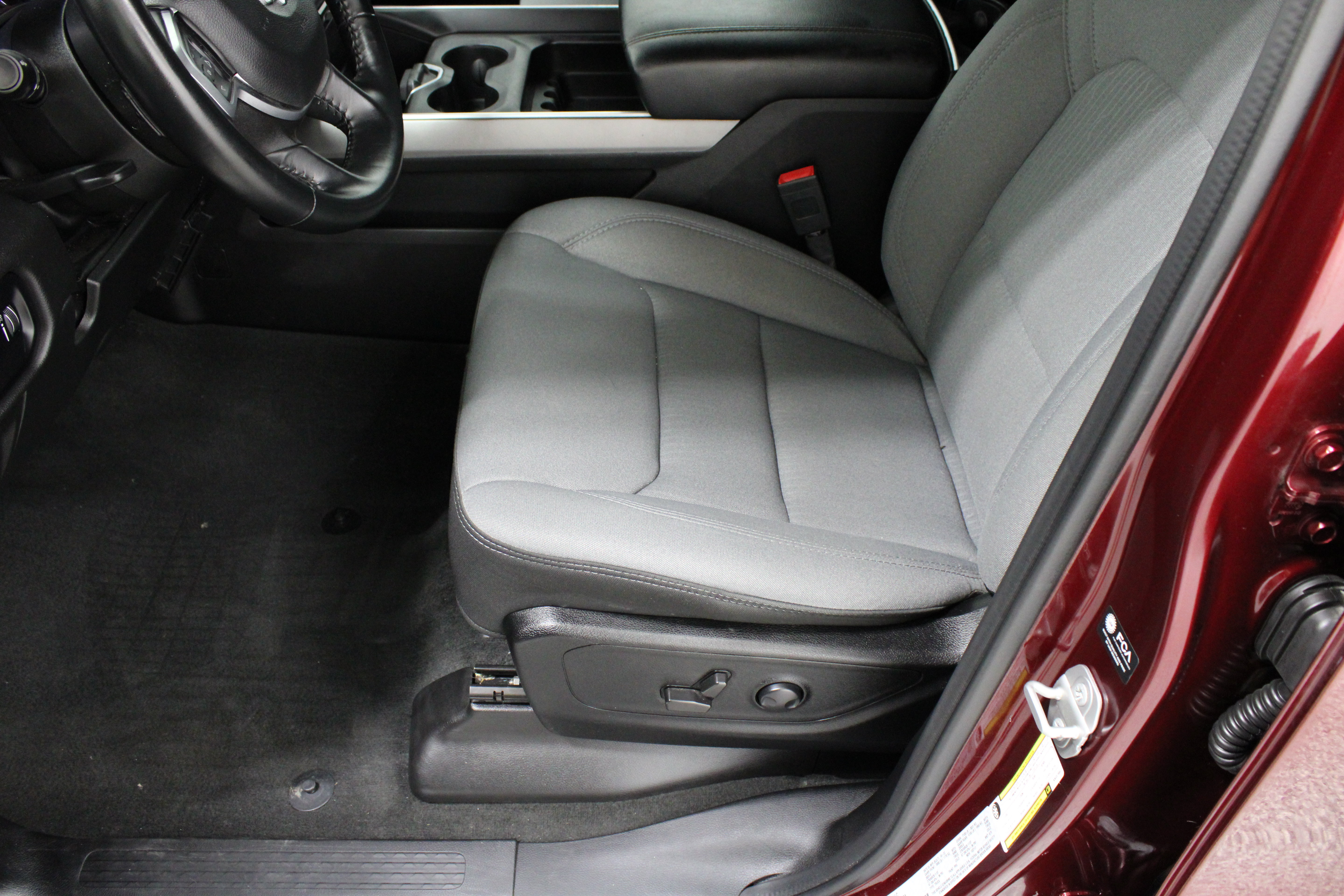 Used 2022 RAM 1500 Lone Star AWD/4WD image 16