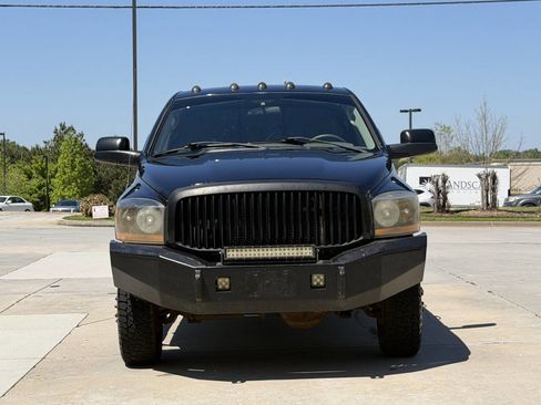 Used 2006 Dodge Ram 3500 Truck SLT image 2