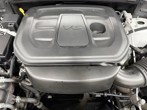 Used 2021 Jeep Grand Cherokee Limited image 29