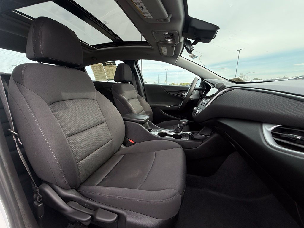 Used 2024 Chevrolet Malibu LT FWD image 28