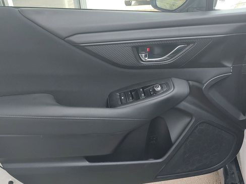 Used 2023 Subaru Outback Premium image 16