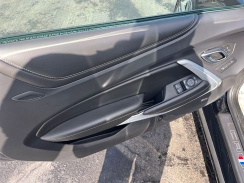 Used 2017 Chevrolet Camaro SS image 18