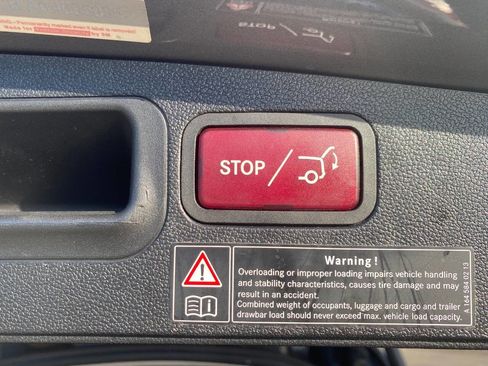 Used 2012 Mercedes-Benz GL 450 4MATIC image 28