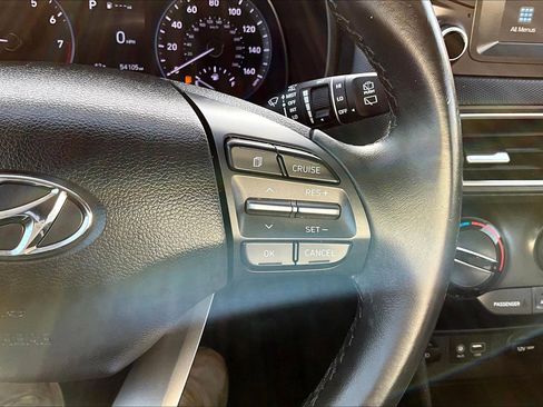 Used 2019 Hyundai Kona SEL image 22