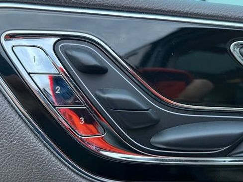 Used 2024 Lincoln Navigator Reserve image 10