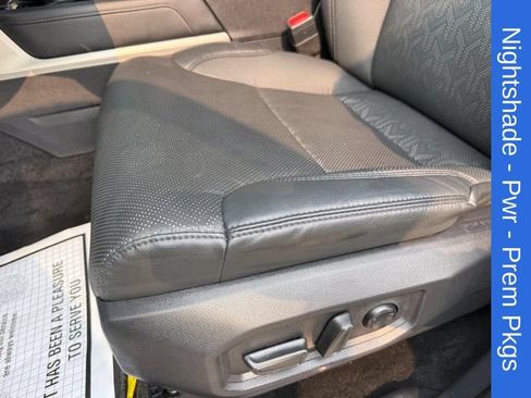 Used 2025 Toyota Tundra Limited AWD/4WD image 17