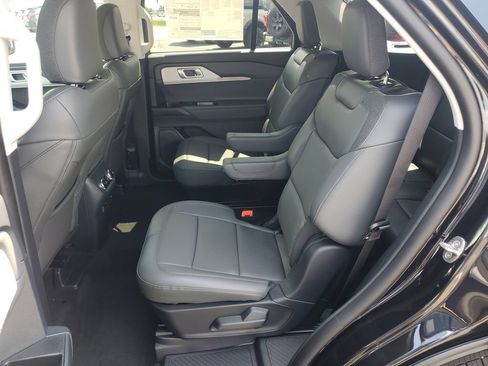 New 2026 Ford Explorer Active w/ Active Comfort Package AWD/4WD image 30