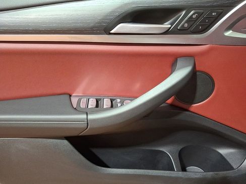 Used 2023 BMW X4 xDrive30i w/ Premium Package image 8