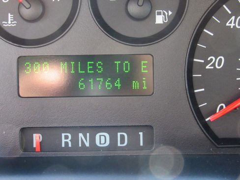 Used 2004 Ford Taurus SE image 6