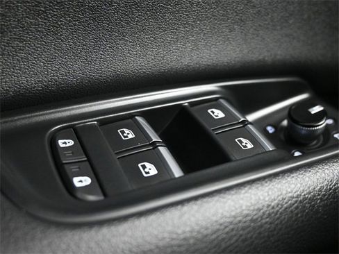 Used 2019 Audi Q8 Premium w/ Convenience Package image 34