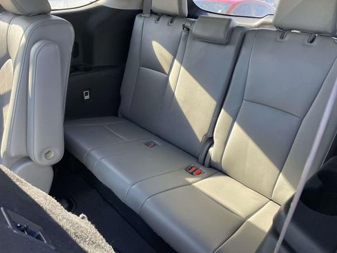 Used 2021 Toyota Highlander Platinum image 27