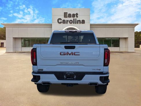 Used 2025 GMC Sierra 1500 AT4 w/ AT4 Premium Package image 4