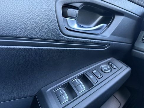 Used 2023 Honda Accord LX image 19