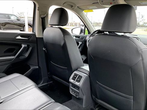 Used 2021 Volkswagen Tiguan SEL image 28