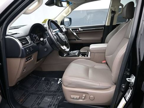 Used 2023 Lexus GX 460 Premium w/ Premium Package AWD/4WD image 15