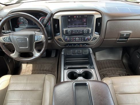 Used 2015 GMC Sierra 1500 Denali AWD/4WD image 9
