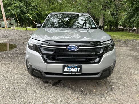 Certified 2025 Subaru Forester Touring w/ Touring Package AWD/4WD image 3