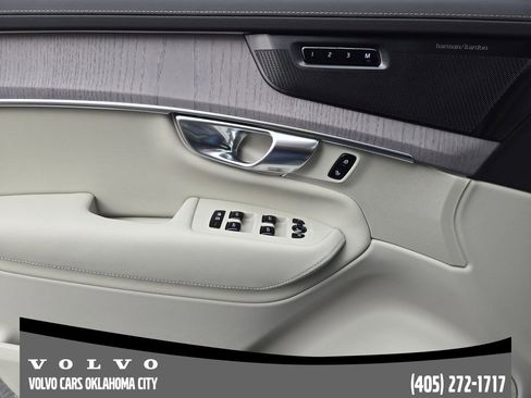 Used 2026 Volvo XC90 B6 Ultra image 22