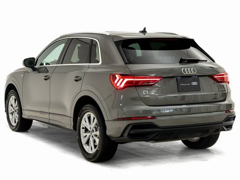 Certified 2025 Audi Q3 2.0T Premium Plus w/ Premium Plus Package image 31