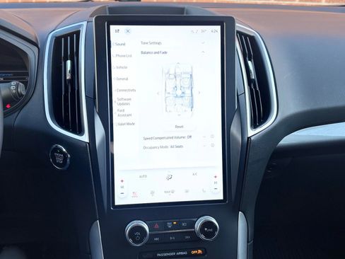 Certified 2024 Ford Edge SEL w/ Convenience Package image 42