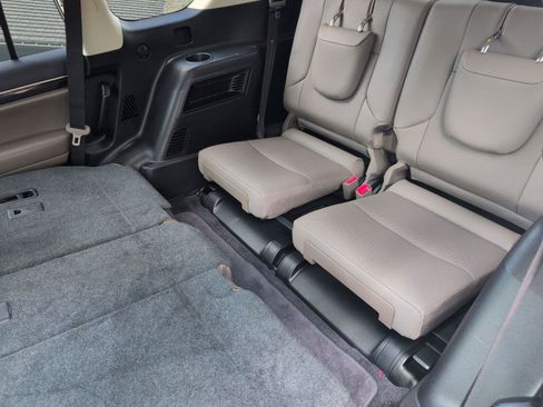 Certified 2021 Lexus GX 460 Premium w/ Premium Package AWD/4WD image 18