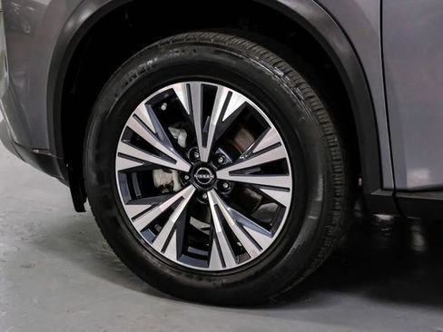 Used 2022 Nissan Rogue SV image 64