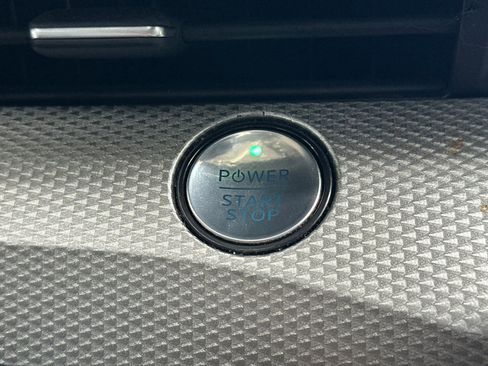 Used 2023 Ford Mustang Mach-E Select image 34