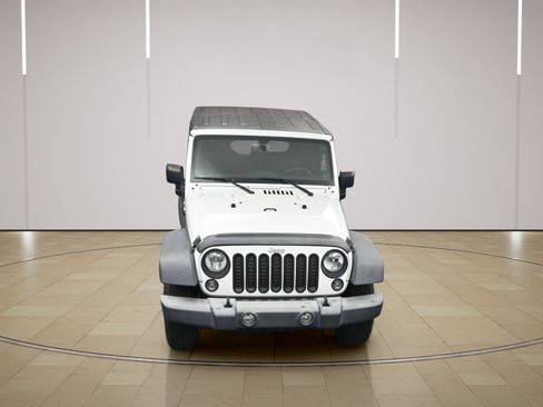 Used 2018 Jeep Wrangler Sport AWD/4WD image 25