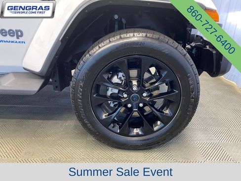 Certified 2025 Jeep Wrangler Unlimited Sahara AWD/4WD image 45