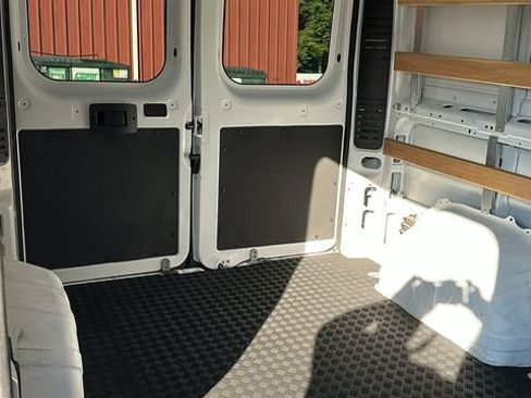 Used 2023 RAM ProMaster 2500 FWD image 24