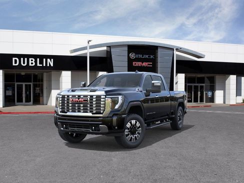 New 2026 GMC Sierra 2500 Denali w/ Denali Reserve Package AWD/4WD image 9