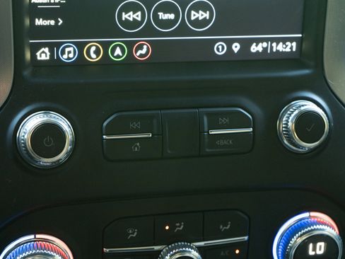 Used 2019 GMC Sierra 1500 SLT w/ SLT Premium Plus Package image 30