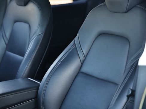 Used 2018 Tesla Model 3 Long Range image 23