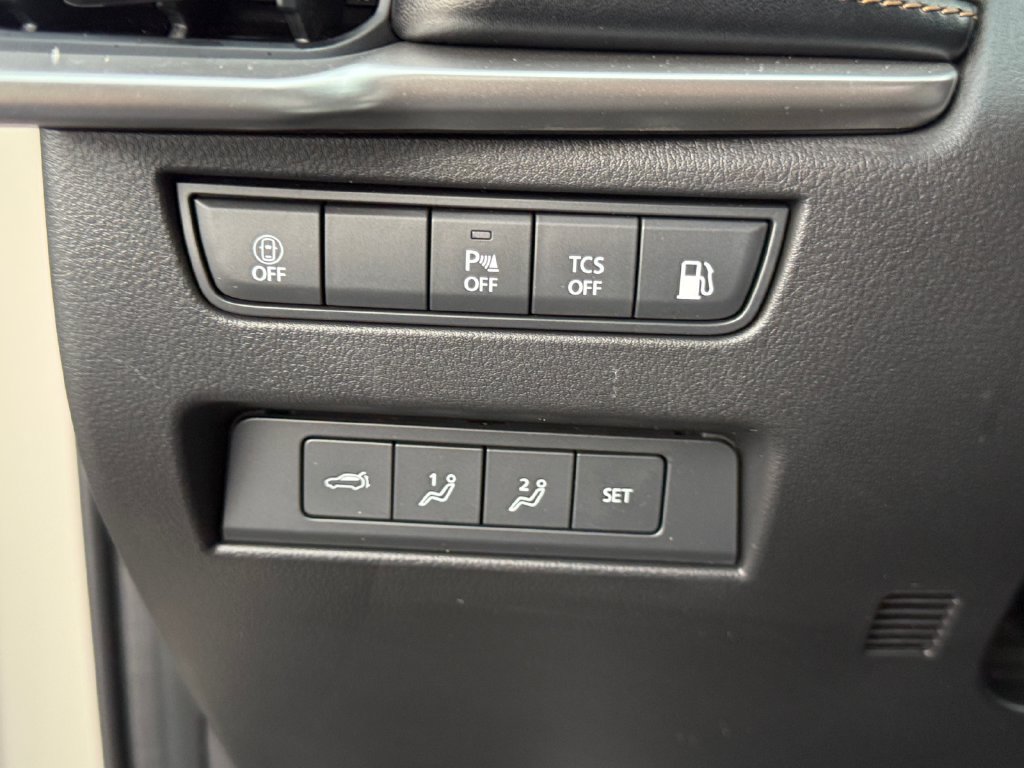 Used 2024 MAZDA CX-90 Plug-In Hybrid w/ Premium Plus AWD/4WD image 22
