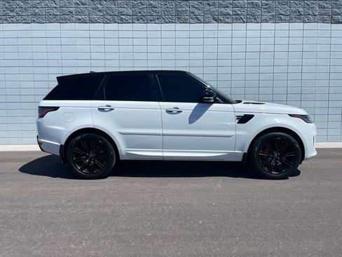 Used 2022 Land Rover Range Rover Sport HST AWD/4WD image 2