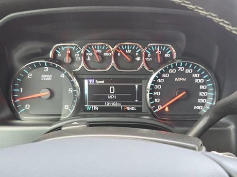 Used 2018 Chevrolet Silverado 1500 LT w/ All Star Edition AWD/4WD image 17