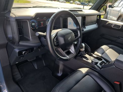 Certified 2025 Ford Bronco Badlands AWD/4WD image 15
