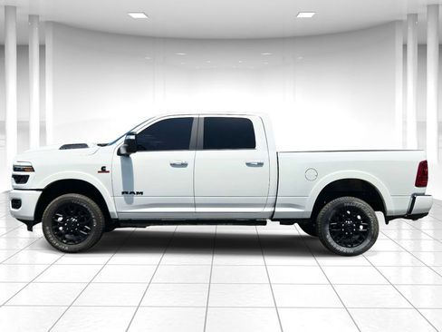 Used 2026 RAM 2500 Limited AWD/4WD image 6