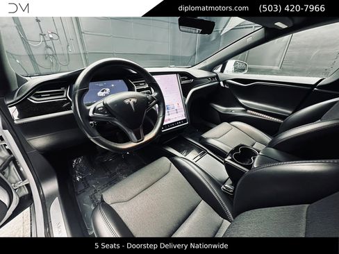 Used 2018 Tesla Model S 100D image 17