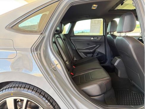 Used 2019 Volkswagen Jetta GLI Autobahn FWD image 13