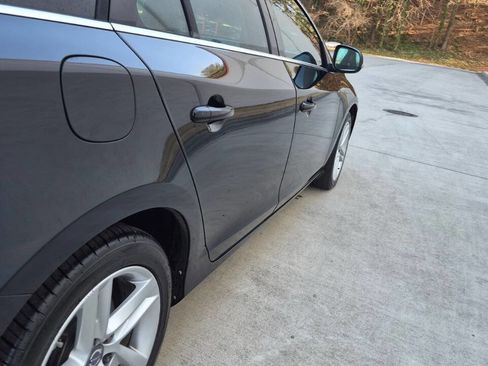Used 2015 Volvo V60 T5 Premier image 24
