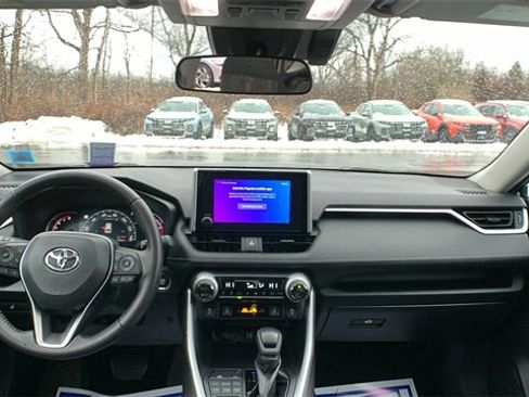 Used 2023 Toyota RAV4 XLE image 24