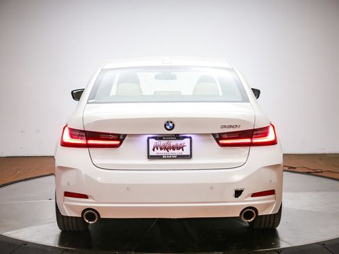 Used 2023 BMW 330i Sedan w/ Driving Assistance Package RWD image 6