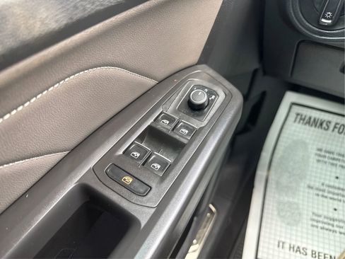 Used 2022 Volkswagen Atlas SE image 36