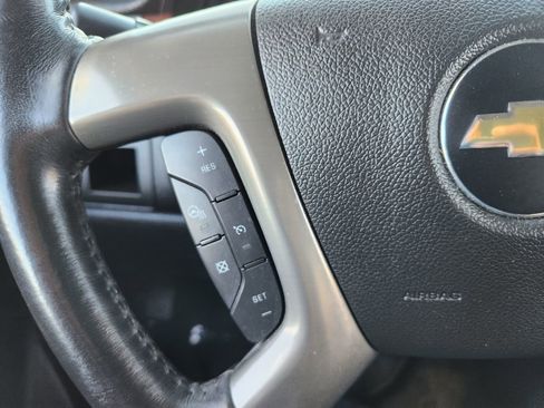 Used 2013 Chevrolet Avalanche LTZ image 18