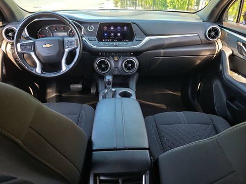 Used 2020 Chevrolet Blazer LT FWD image 13